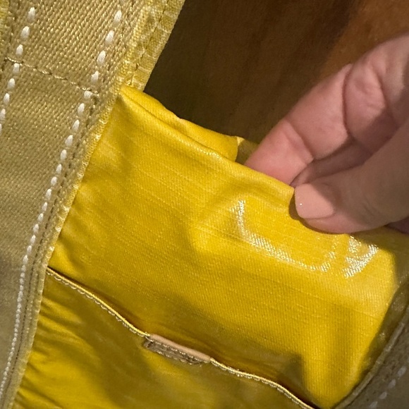 Fossil Yellow Canvas Tote with detachable small bag - Picture 5 of 9